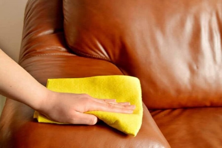 Vệ sinh ghế sofa theo quy trình chuyên nghiệp của bTaskee Vệ sinh ghế sofa theo quy trình chuyên nghiệp của bTaskee