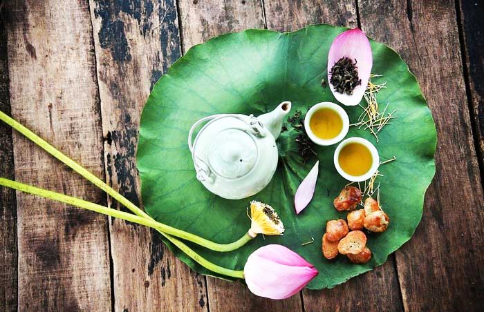 Nguồn gốc phiền não: Triết lý về nước và chiếc chén