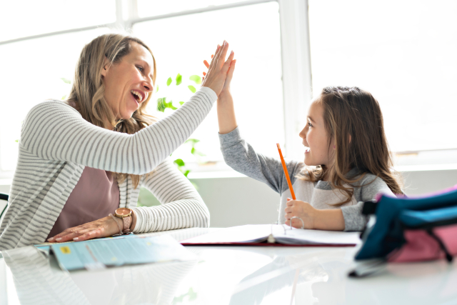 Cách người Do Thái dạy con thông minh cha mẹ nào cũng nên học