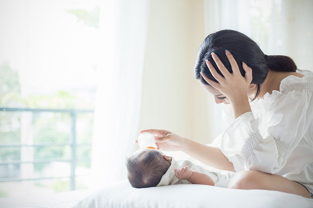 9 trường hợp tuyệt đối không nên cho bé bú sữa mẹ kẻo hối hận không kịp - Ảnh 1. 9 trường hợp tuyệt đối không nên cho bé bú sữa mẹ kẻo hối hận không kịp - Ảnh 1.