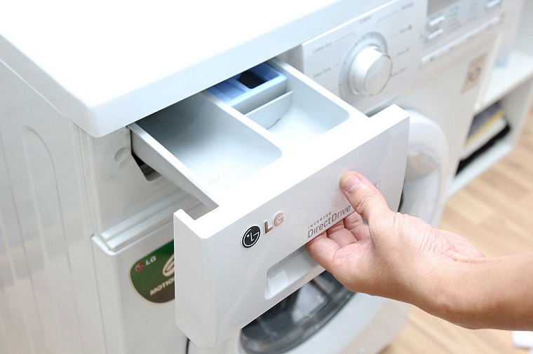 Làm sạch các khay chứa bột giặt và nước xả Làm sạch các khay chứa bột giặt và nước xả